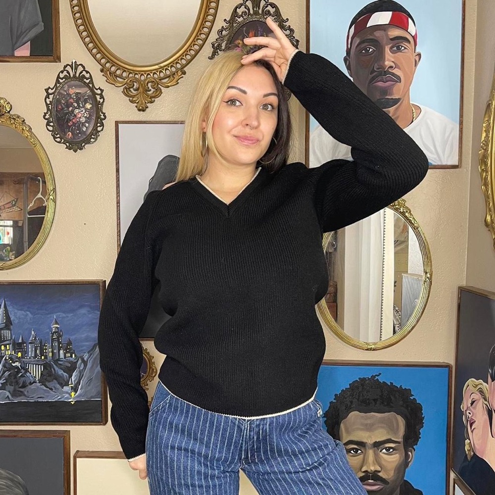True vintage v neck sweater